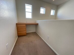 11144 S Abbeyfield Rose Dr in Henderson, NV - Building Photo - Building Photo