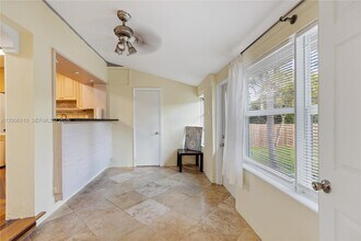 1422 Wiley St in Hollywood, FL - Building Photo - Building Photo