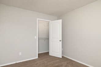 1330 S Normandy Ave in Republic, MO - Building Photo - Building Photo