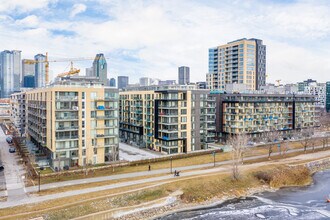 Bassins Du Havre Pier 2 in Montréal, QC - Building Photo - Building Photo