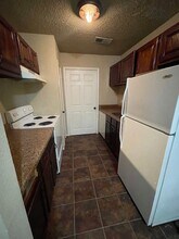 843 Hammond Manor Dr in Baton Rouge, LA - Building Photo - Building Photo