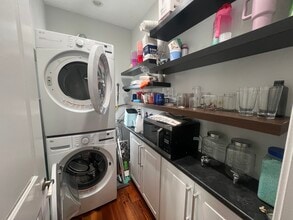 733 E 3rd St, Unit #3 in Boston, MA - Building Photo - Building Photo