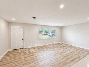 219 Glen Oak Rd in Venice, FL - Building Photo - Building Photo