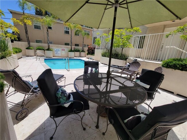 3944 Kentucky Dr in Los Angeles, CA - Building Photo - Building Photo