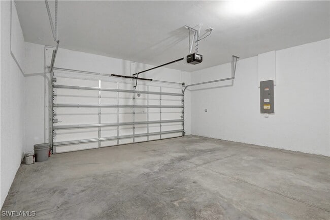 property at 335 Tamarindo Ln