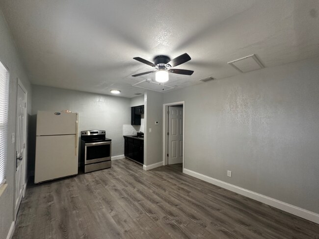 1610 12th Ave S in St. Petersburg, FL - Building Photo - Building Photo