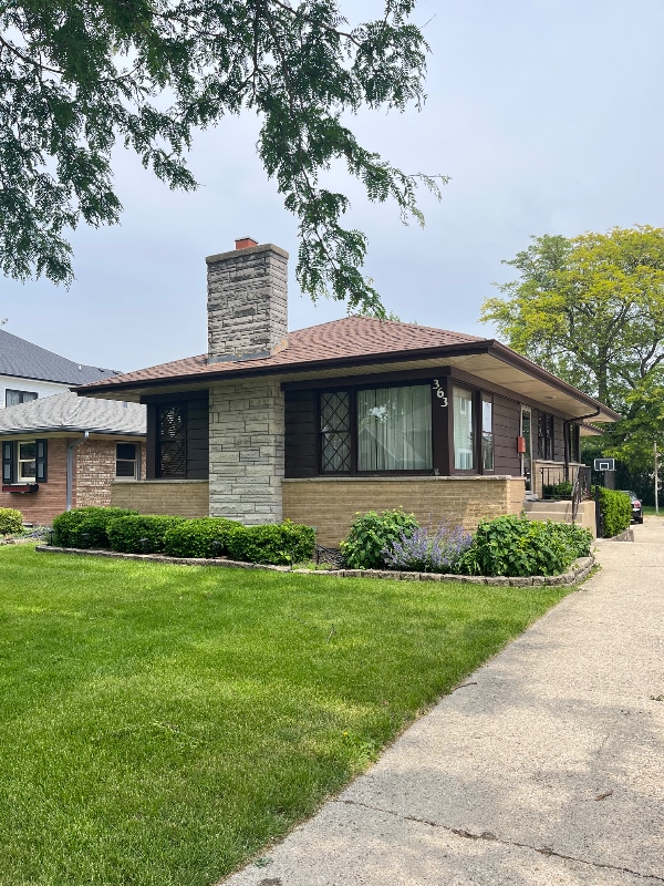 property at 363 Ridgeland Ave