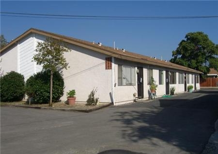 171 N San Jacinto Ave in San Jacinto, CA - Building Photo - Building Photo