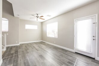 6073 W Traviata Ave in Las Vegas, NV - Building Photo - Building Photo