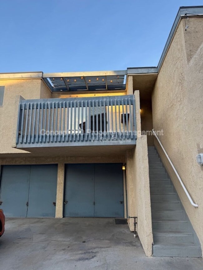 114 20th St in Huntington Beach, CA - Building Photo - Building Photo