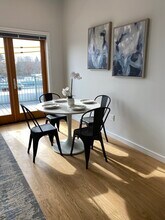 385 Pleasant St in Watertown, MA - Building Photo - Building Photo