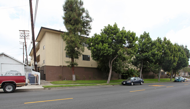 South Olive Apartments in Alhambra, CA - Building Photo - Building Photo