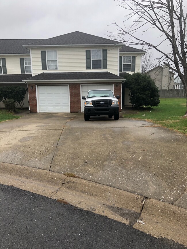133 Karen Ct in Shelbyville, KY - Building Photo - Building Photo