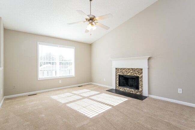 111 Hunter Pl in Dallas, GA - Building Photo - Building Photo