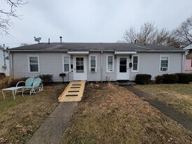 2622 Knox Ave, Unit 2622 in St. Albans, WV - Building Photo