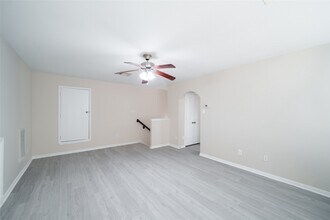 12206 Cove Bluff Ct in Cypress, TX - Building Photo - Building Photo