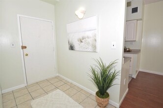 142 Main St in Mineola, NY - Building Photo - Building Photo