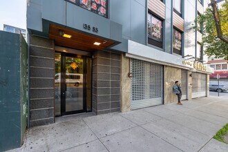 13553 Northern Blvd in Flushing, NY - Building Photo - Building Photo
