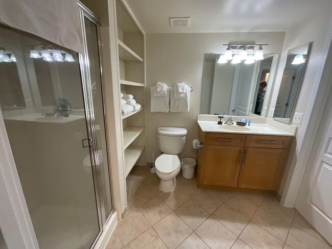 1321 S Elm St in Arlington, VA - Building Photo - Building Photo