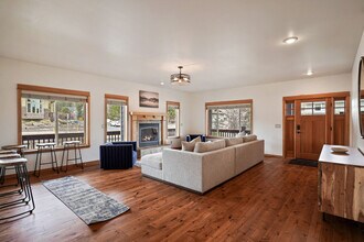 2979 NW Shevlin Meadow Dr in Bend, OR - Building Photo - Building Photo