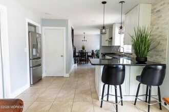 18 Arbor Way in Ocean Township, NJ - Building Photo - Building Photo