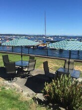 Shorelands Apartments in Seattle, WA - Foto de edificio - Interior Photo