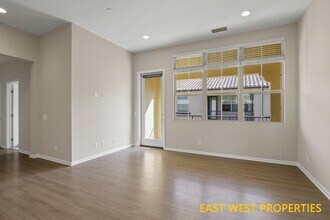 62 Granite Path in Irvine, CA - Building Photo - Building Photo