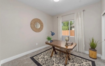 955 Irem Wy in Sacramento, CA - Building Photo - Building Photo