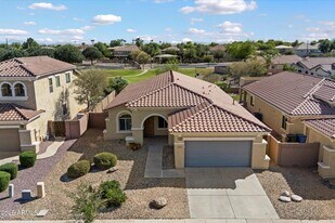 949 E Indian Wells Pl in Chandler, AZ - Building Photo