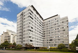 Vista St. Clair Apartments