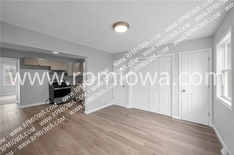 7002 SW 15th St in Des Moines, IA - Building Photo - Building Photo