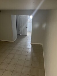 631 Dumbarton Ave photo'