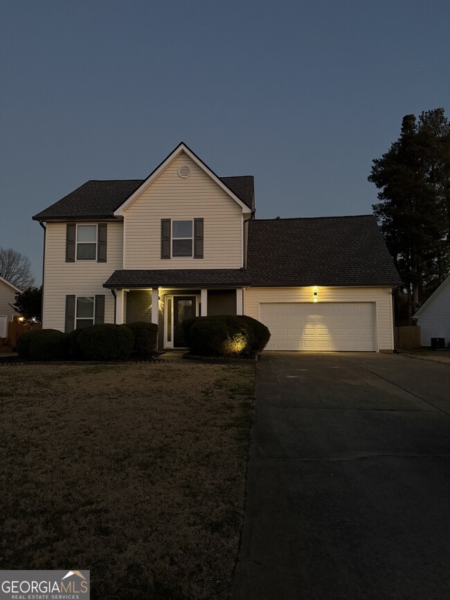property at 630 Windsor Brook Ln SE