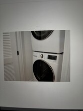 663 Columbia Rd, Unit #1 in Boston, MA - Foto de edificio - Building Photo