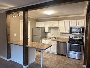 1882 Ohio Ave NW in Cleveland, TN - Foto de edificio - Building Photo