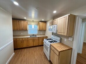 5 Bishop Rd, Unit 4 in Quincy, MA - Building Photo - Building Photo