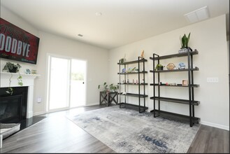 15224 Lake Ridge Rd in Charlotte, NC - Building Photo - Building Photo