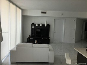55 SE 6th St-Unit -2101 in Miami, FL - Building Photo - Building Photo