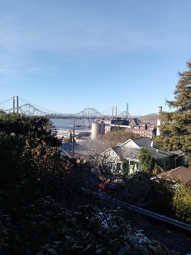 property at 725 Alhambra St