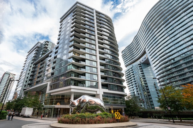 property at 68 Smithe St