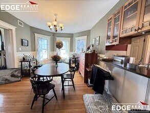 24 Burton St, Unit 2 in Boston, MA - Building Photo - Building Photo