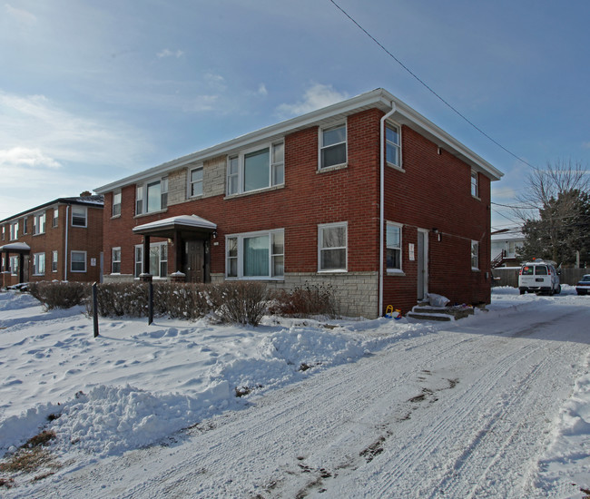 4908 36th Ave in Kenosha, WI - Foto de edificio - Building Photo