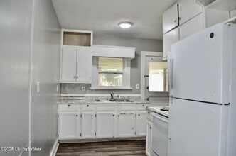 221 W Woodlawn Ave in Louisville, KY - Building Photo - Building Photo