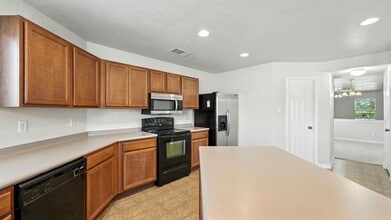 4527 Summer Fall in San Antonio, TX - Building Photo - Building Photo