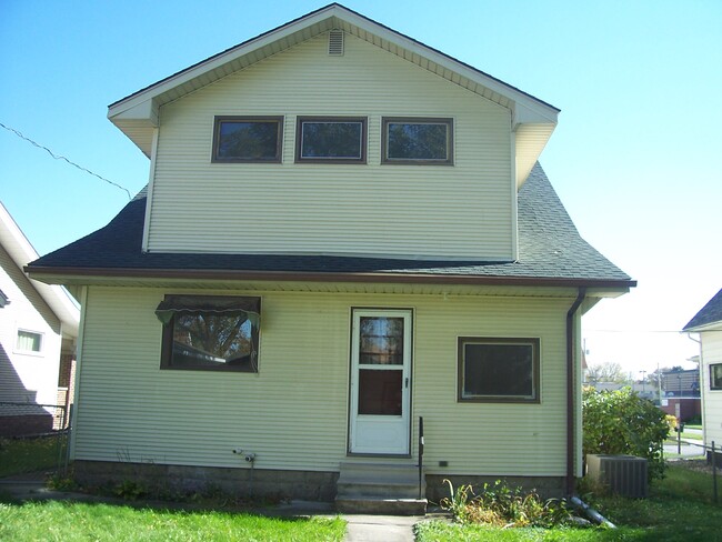 850 SOUTH 17TH STREET in Fort Dodge, IA - Foto de edificio - Building Photo