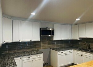 4031 S Flores St in San Antonio, TX - Building Photo - Building Photo
