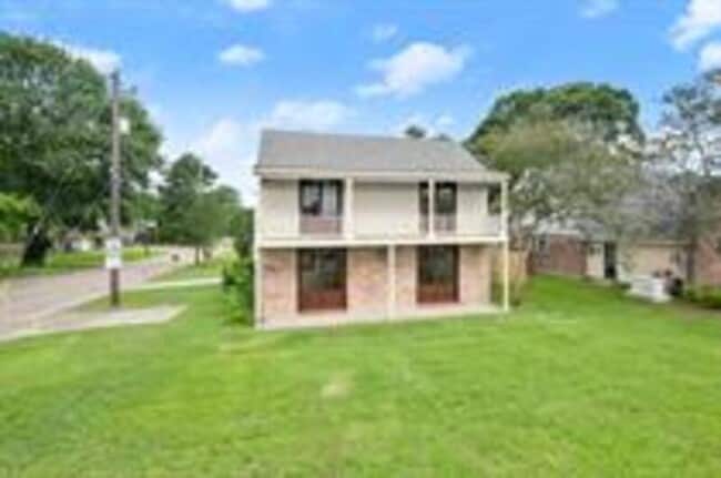 2662 Brentwood Dr in Baton Rouge, LA - Building Photo - Building Photo