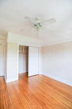 7449 N Greenview Ave, Unit #212 in Chicago, IL - Building Photo - Building Photo