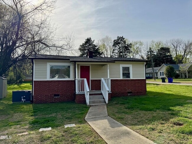 property at 52 Eastwood St