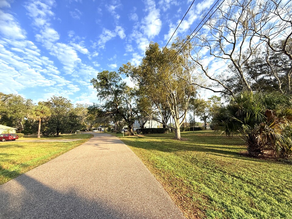 219 Broadmoor Rd in Lake Mary, FL - Building Photo